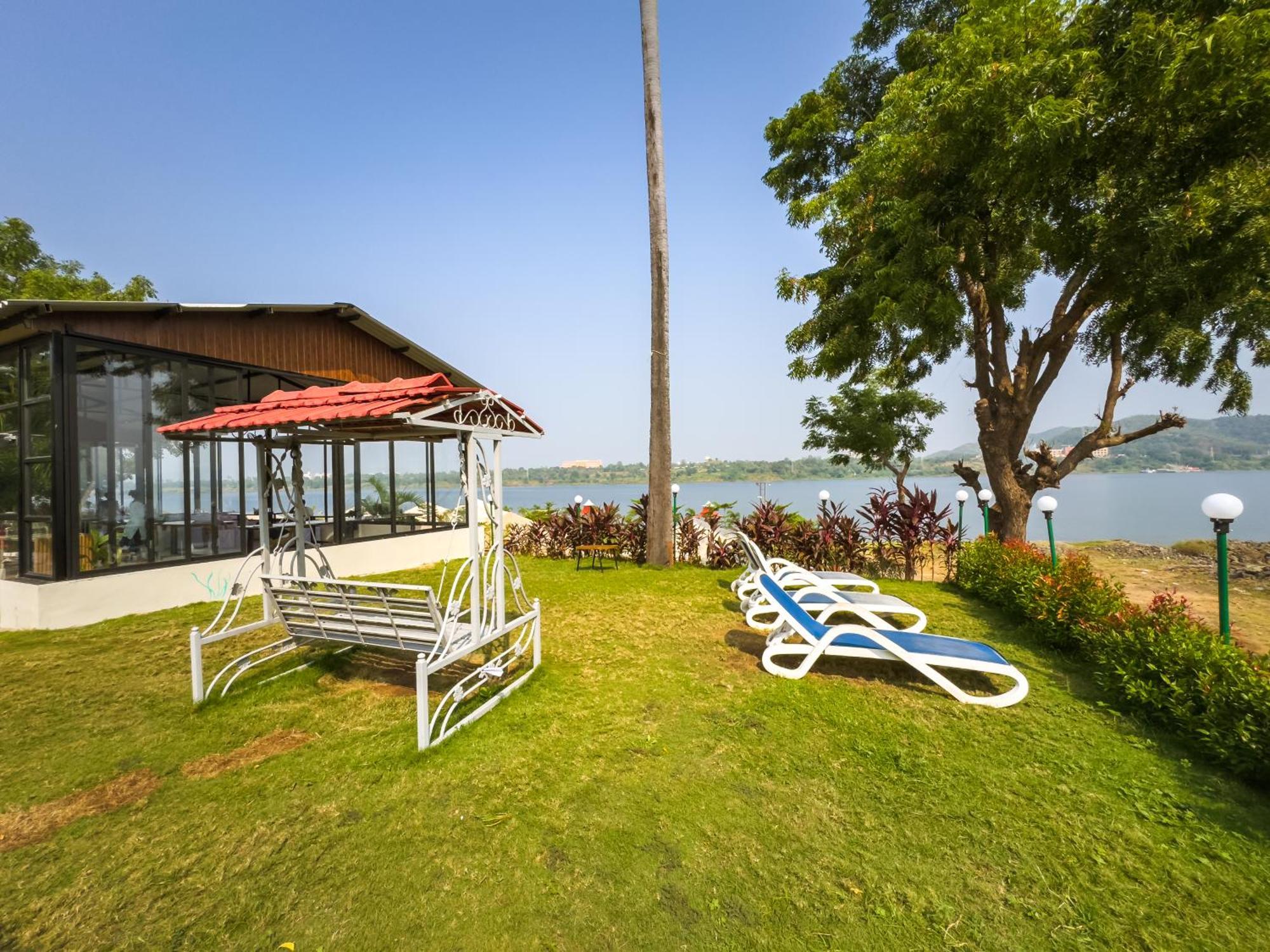 Riverview Tent Resort Kevadia Exterior photo